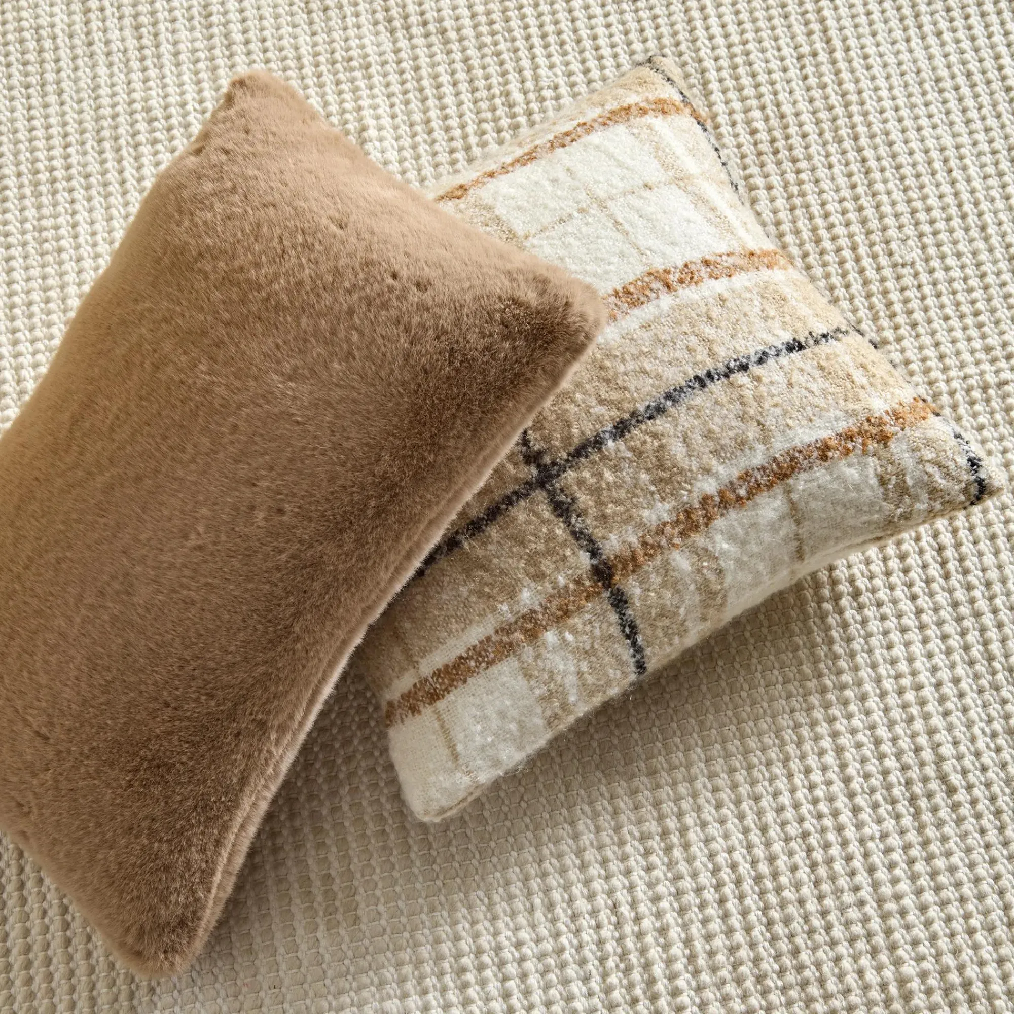 Bouclair Elsy Plaid Decorative Pillow* Decorative Throw Pillows