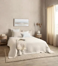 Bouclair Nash Coverlet Set* Coverlet Sets