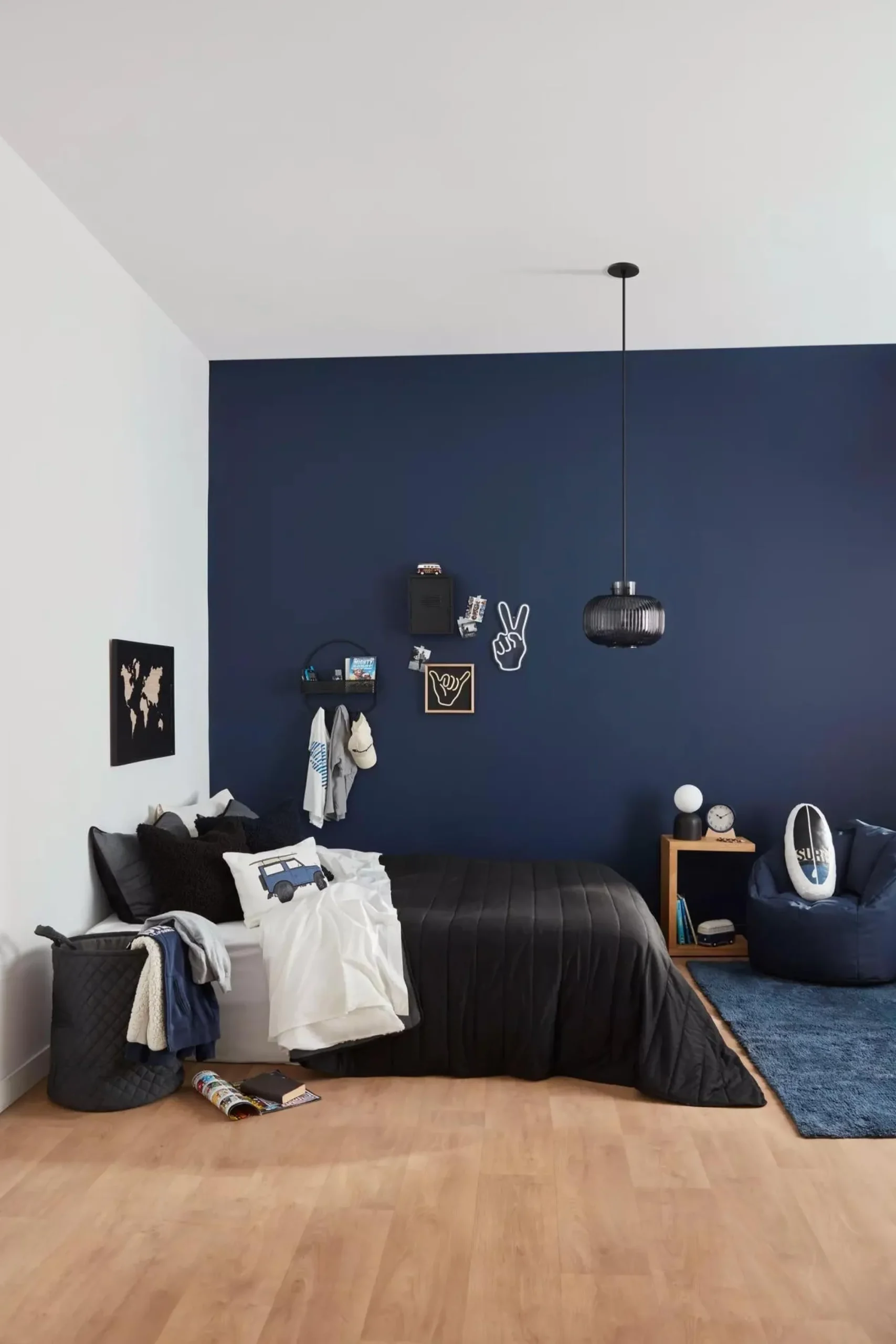 Bouclair Peace Sign Neon Light Wall Decor* Junior Wall Decor & Mirrors