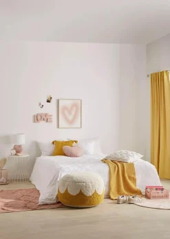 Bouclair Pink Heart Shaped Table Lamp* Junior Lighting