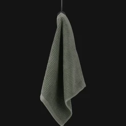 Bouclair Ribbed Wash Cloth* Bath Towels