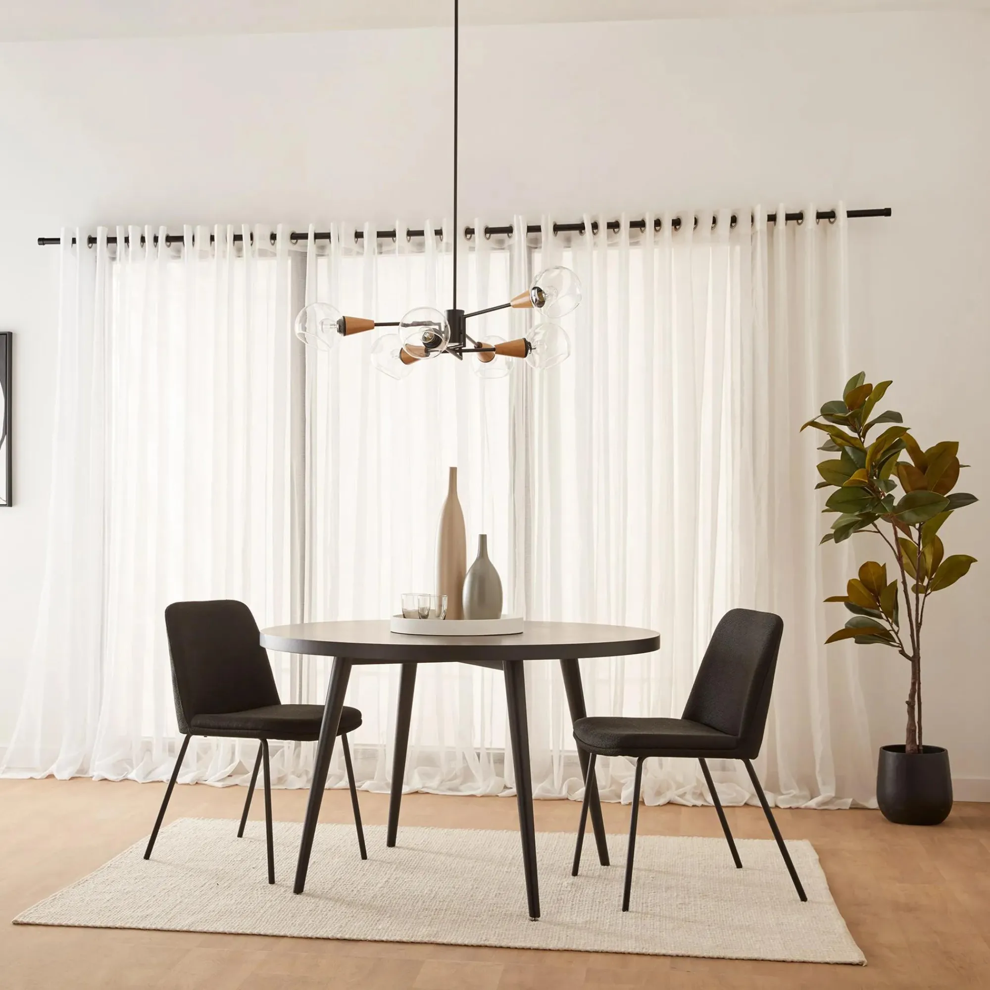 Bouclair Round Dining Table* Furniture Accessories|Dining Tables & Kitchen Tables