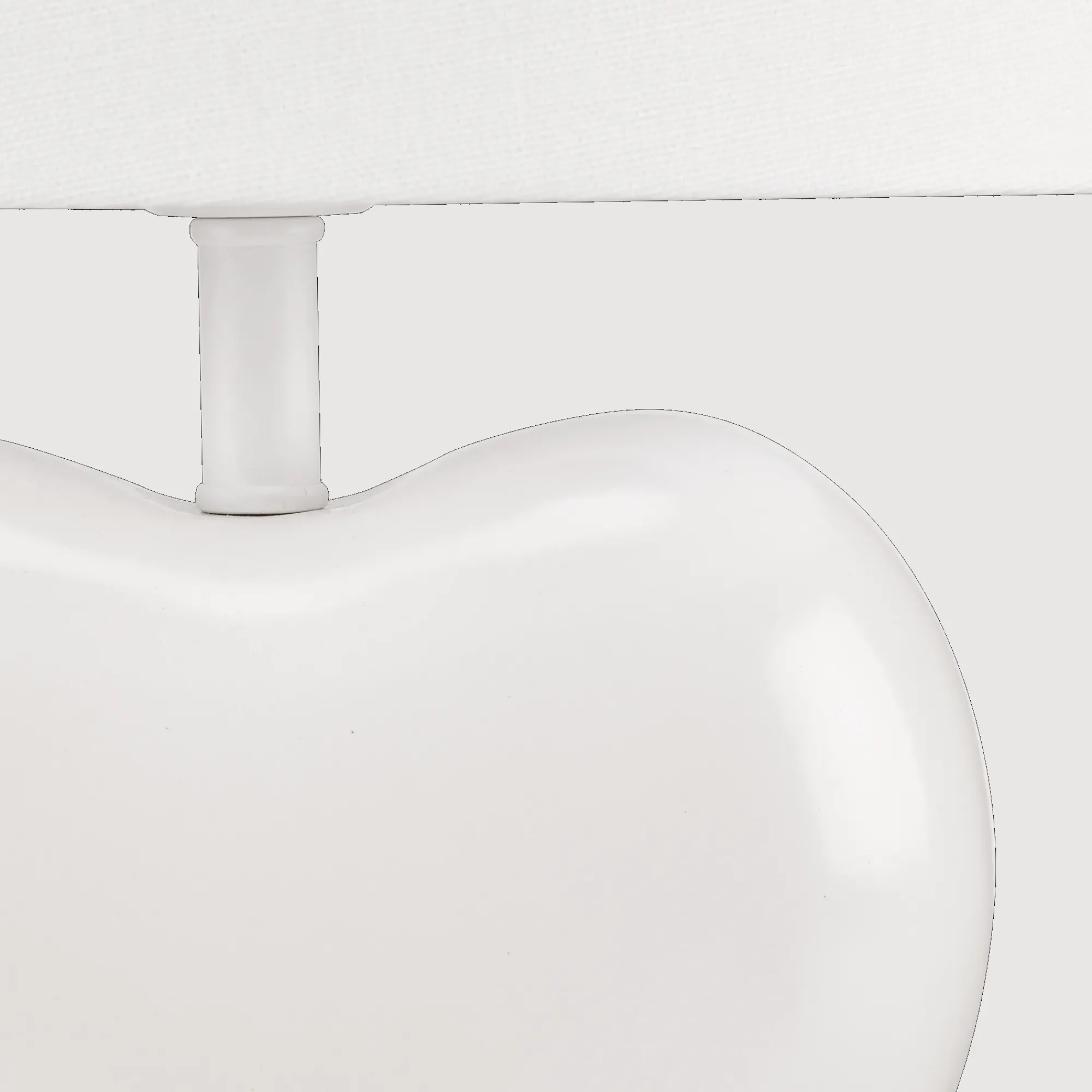 Bouclair White Heart Shaped Table Lamp* Junior Lighting